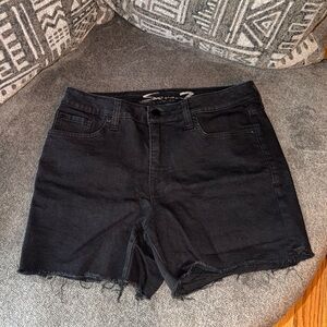 Seven7 Black Shorts